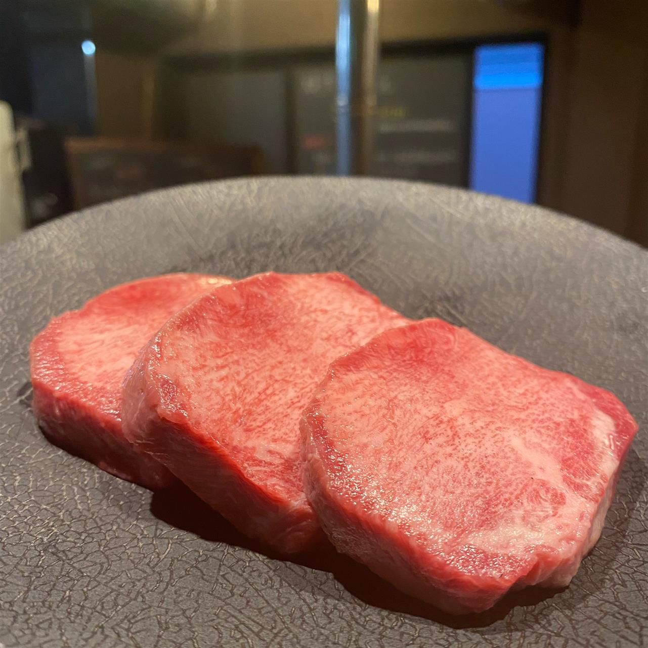 浜大津で焼肉グルメをお探しなら、 女子会・宴会・夜デート・ひとり焼肉にピッタリな『焼肉たんたん』へ！